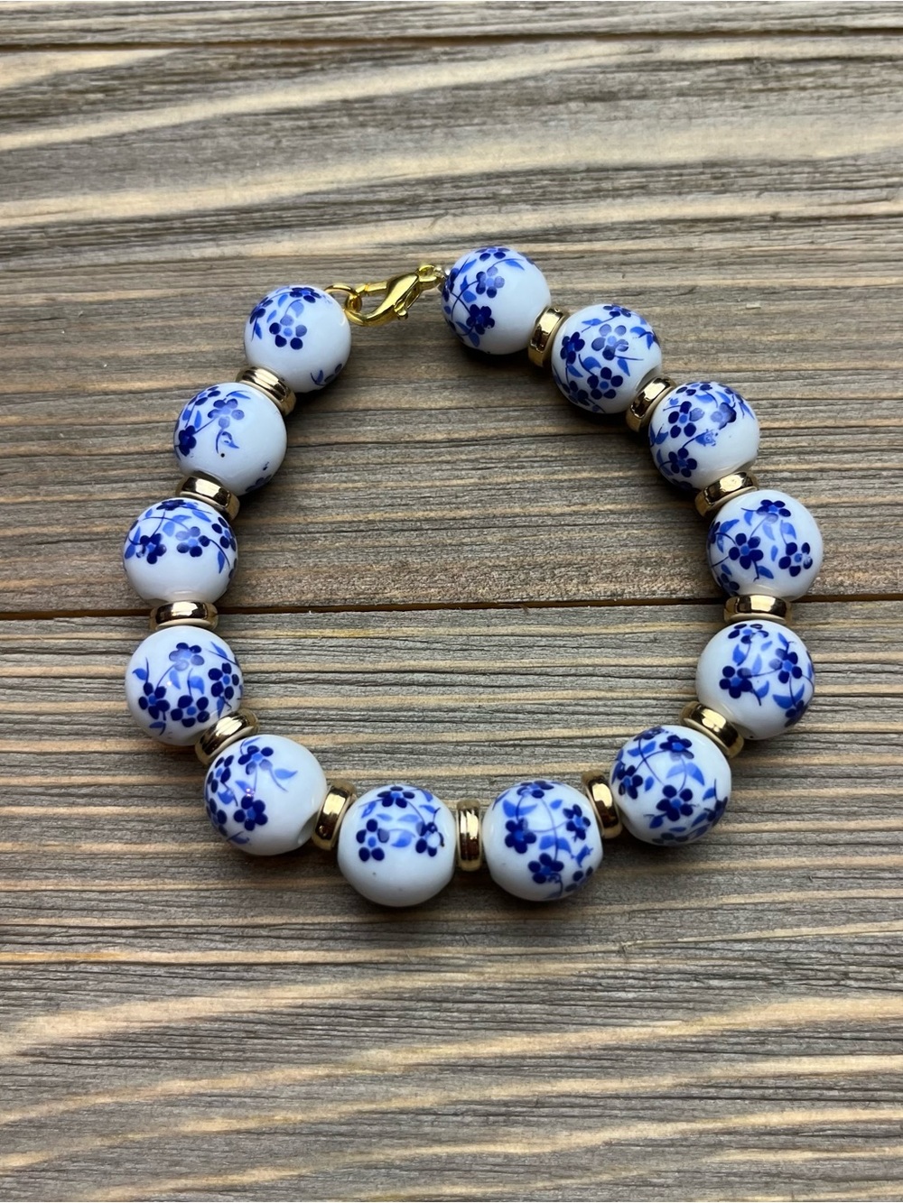Vintage Style Blue & White Floral Ceramic Porcelain Beaded Bracelet